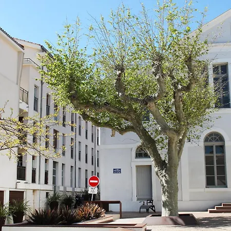 L'ilot Saint Jacques By Interhome Apartment