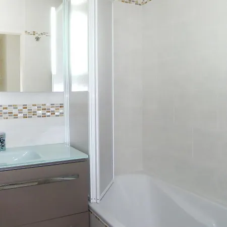 L'ilot Saint Jacques By Interhome Апартаменты *
